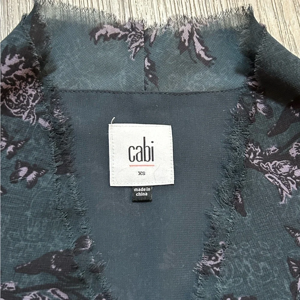 CAbi Sleeveless Floral Blouse With Frayed Hem. Lined. - Picture 2 of 8